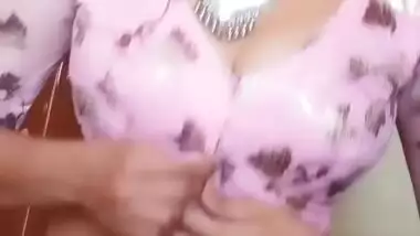 Beautiful Indian Bhabhi striptease selfie video