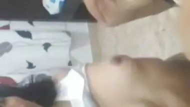 Beautiful horny girlfriend sucking dick like a pro