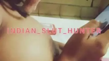 INDIAN SLUT HUNTER - EPISODE 21 - DESI RANDI ONLINE FOOD ORDER KARTE HUE LUND CHUSTI HAI MERA - May 16, 2024