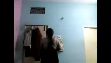 Telugu Aunty Dress Changing Captured By Neighbour Boy