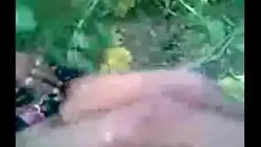 Outdoor sex of desi village aunty fucked by neighbor leaked mms