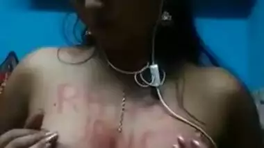 Today Exclusive -horny Indian Girl Record Her Nude Video For Lover