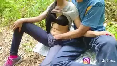 Her Juicy Pussy made me Cum in a Public Park. Ashavindi