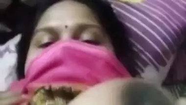 sexy bangla bhabhi showing her big boobs and blowjob live show