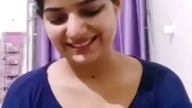 Desi Sexy Girl Showing Boobs Live with FACE