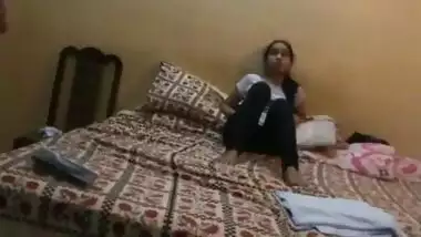 Cumming Lot Inside Mouth Of Sexy Indian College Girl