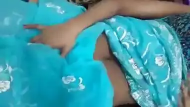 Blue Saree Bhabi Fucking With Devarji With Dirty Hindi Audio