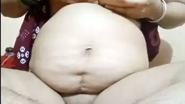 Big boobs mom live nude in Telegram app for money
