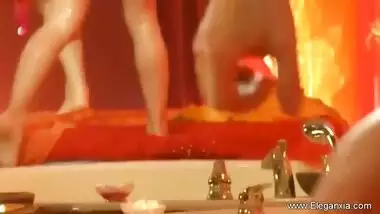 Woman Gives Her Man A Sensual Oil Massage