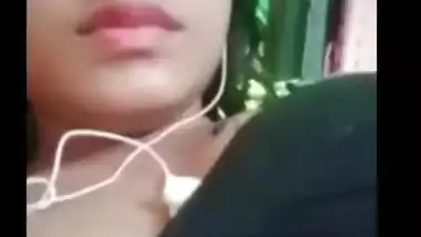 Bangladeshi Beautiful Sexy Girl On VideoCall