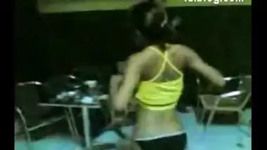 Dance girl stripping full nude in bogeli dance bar – FSIBlog