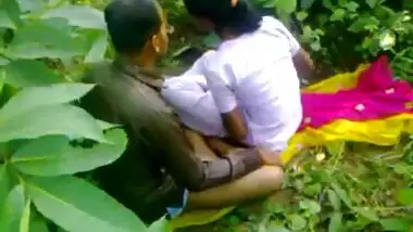 Odia sex video of uncle fucking whore in Orissa forest