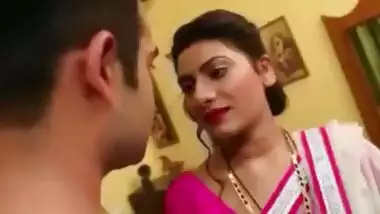 Hyderabadi sexy aunty fucking hot boy