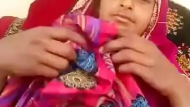 Shagufta Punjabi Girl - Movies. video2porn2