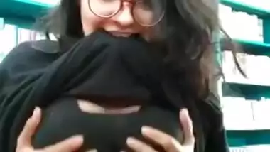 Tamil huge boobs