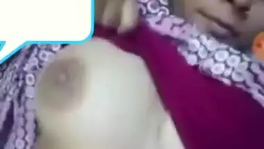 Today Exclusive- Cute Desi Girl Showing Her Boobs On Video Call