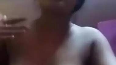 Desi Girl Shows Her Boobs And Pussy On Video Call