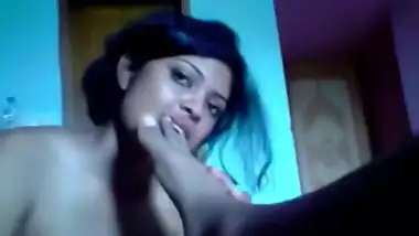 Wild GF turns into a pornstar for her guy