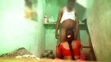 Tamil Aunty Cheating Unkle In Bathroom