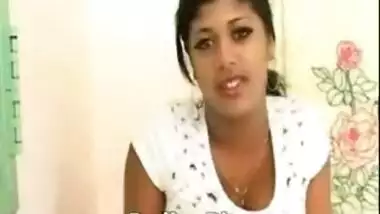 Indian Babe With Huge Boobs