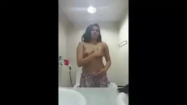 Desi X video mms big boobs teen exposed on request