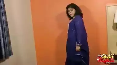 Desi pretty Rupali using a toy masturbating