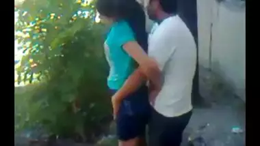 Bengali girl exposes in front of her boyfriend in a park