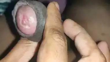 Indian Desi wife handjob