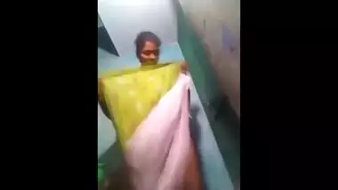 cochin wife filmed changing sari