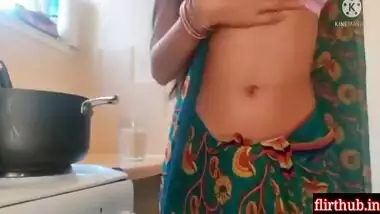 Gorgeous Busty Desi Indian Bhabhi Fucked In Kitchen