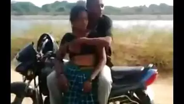 Bihari aunty ki chudai ka outdoor porn video