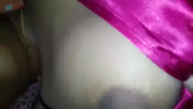 srilankan teen Step Sister Sucks and handjobඅට2 උරනවා..හිරිවටෙන්න