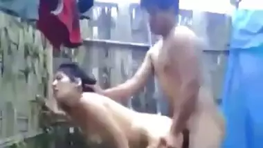 Desi mms sex leaked. Brother-in-law fucks his aunt's pussy outdoors