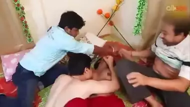 Leaked hardcore Desi group sex video of Indian wife with three lovers