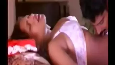 Bollywood sex of big boobs bhabhi romance with lover