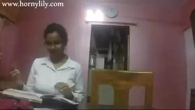Indian xxx clip of mallu aunty exposed and masturbate on cam