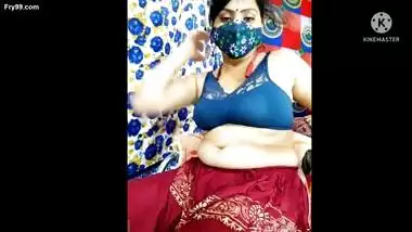 Desi Hot Puja bhabhi does webcam video chatting with me