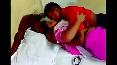 Bengali bhabhi’s hotel sex with her lover