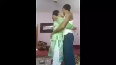 Hindi sex video of a hot aunty and her tenant