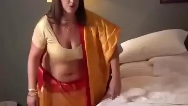 Bhabhi Ke Ghar Jakar Chudai Ki Patakar - Hot Indian