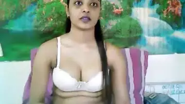 Desi Babe Kajal Hot Webcam Show