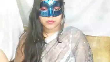 Indian porn busty bhabhi blowjob in innerwear