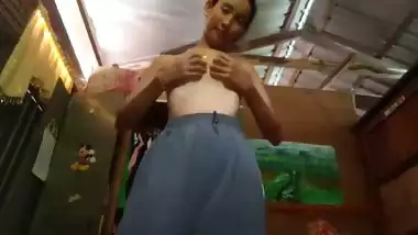 Dehati desi showing closeup view of her yoni