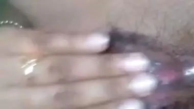 Desi village girl fingering