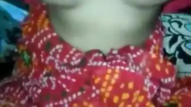 Horny Sonam Bhabhi showing boobs fingering pussy and ready for fuck