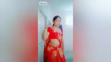 Aunty Hot Exposing videos Only Adults 18+ required Kancharla Mary