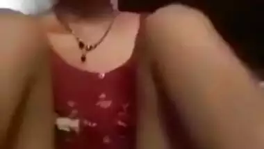 Today Exclusive- Bhabhi Showing Her Boobs And Pussy