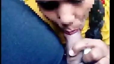 Indian Girl Blowjob in Car