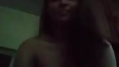 Desi girl nude show