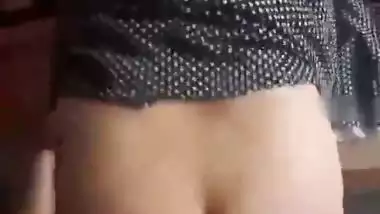 Desi Bhabhi Sucking Dick Fucking & Husband Saying Bas Hone Wala Hai